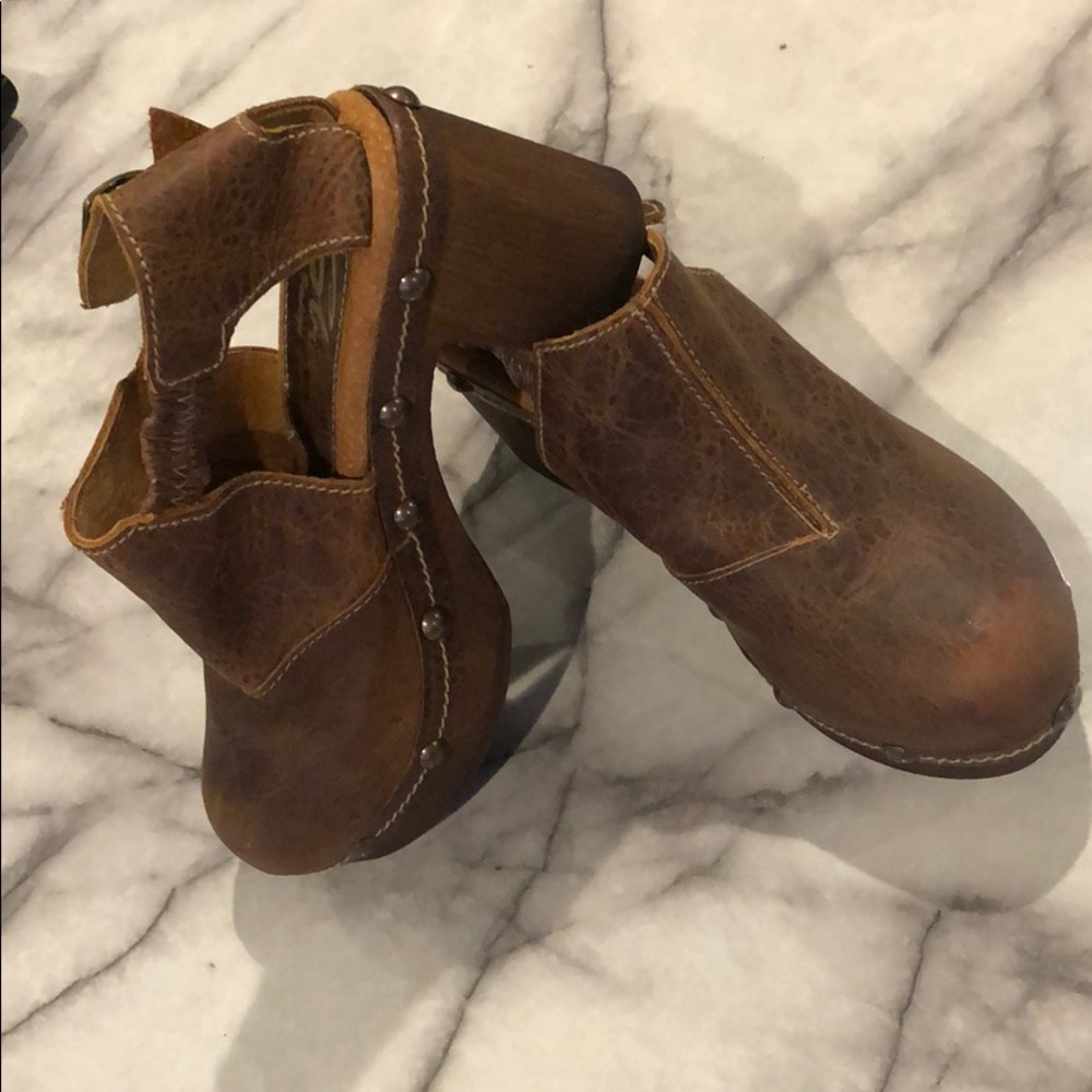 platform heels